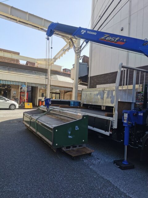 ドデカイ奴は…